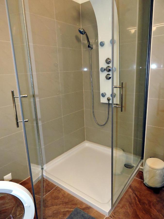 211 Amsterdam, Studio Apartment, 30M2 1-4 Pers Klagenfurt am Woerthersee Exteriér fotografie